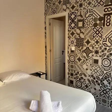 Guest house Dos Avos 3*