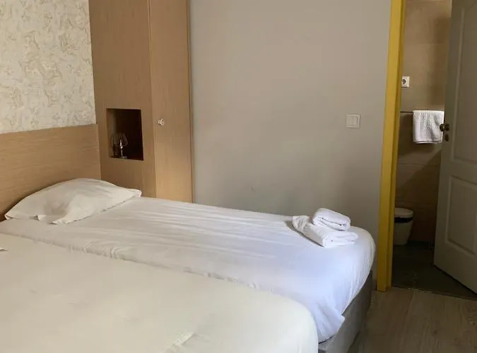 Dos Avos ゲストハウス 3*