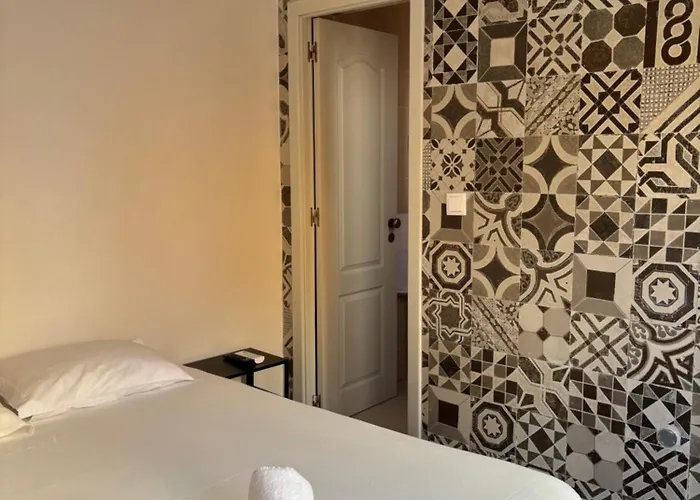 Guest house Dos Avos 3*